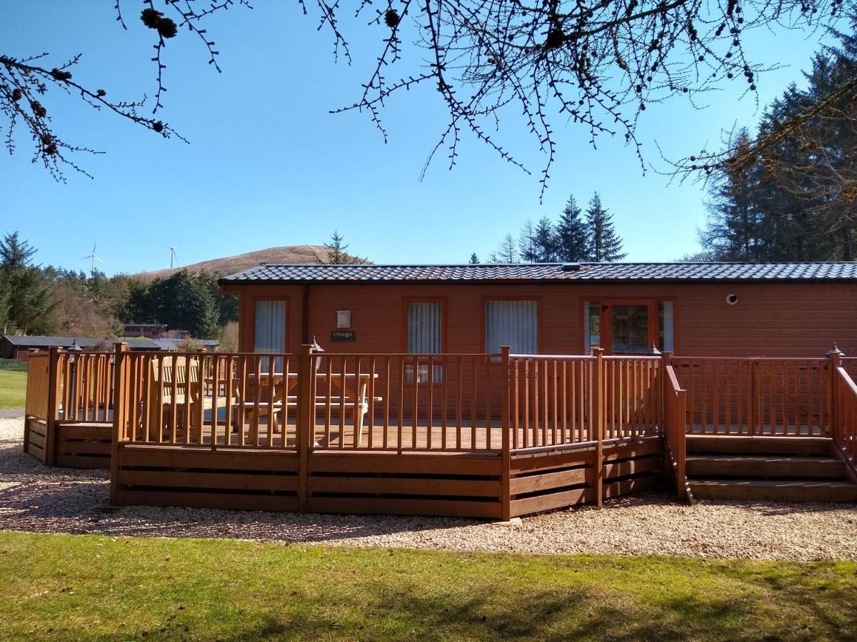 Lazy Days Lodge Glendevon Exteriör bild